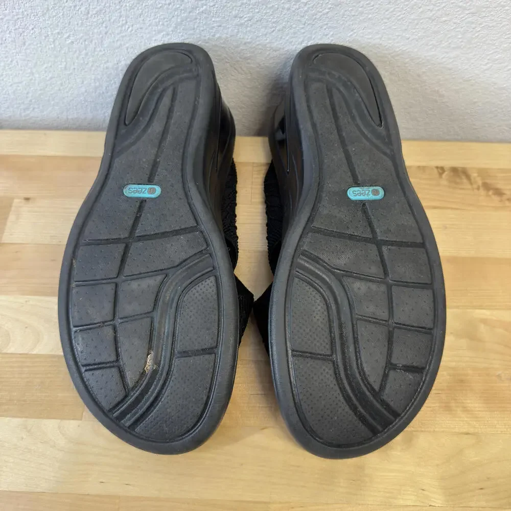 Bzees Desire Sandals Womens Sz 8.5 Black Comfort Elastic Cross Strap Wedge Slide